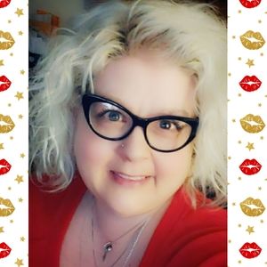 Meet your Posher, Paula